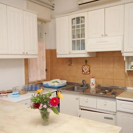 With A Parking Space - 7110 Umag